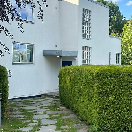 Naer Sentrum Skoyen Appartement *